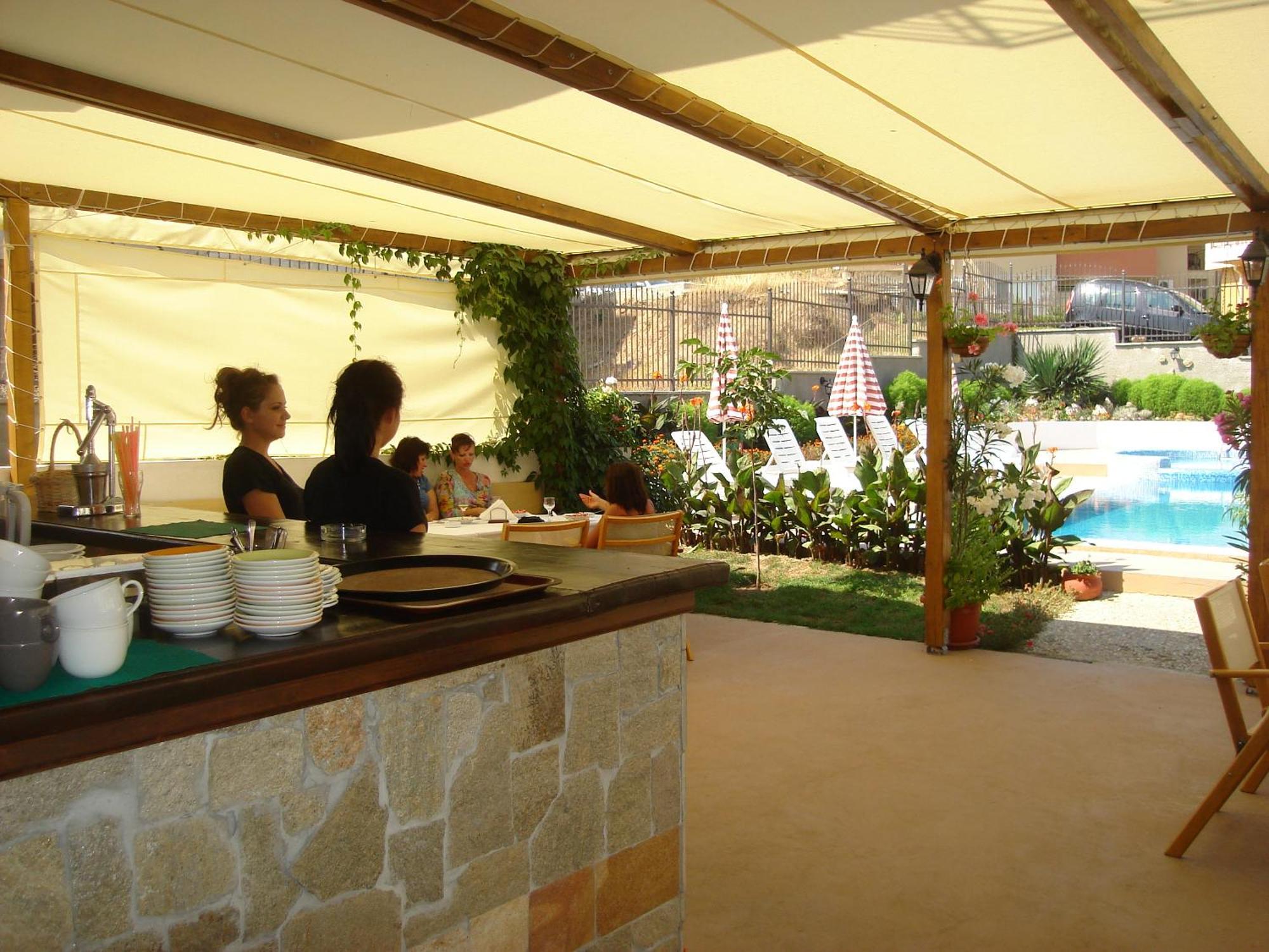 Family Hotel Muses Szozopol Kültér fotó