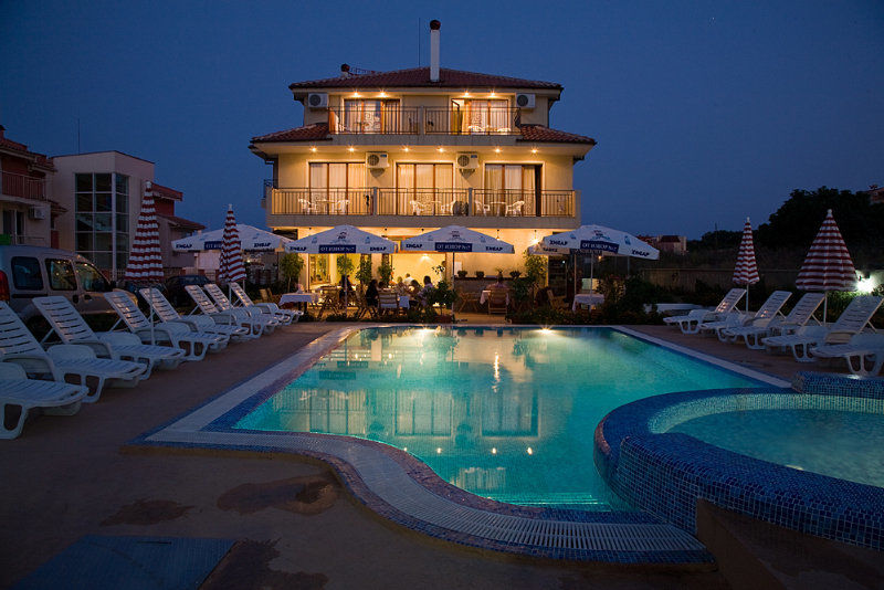 Family Hotel Muses Szozopol Kültér fotó
